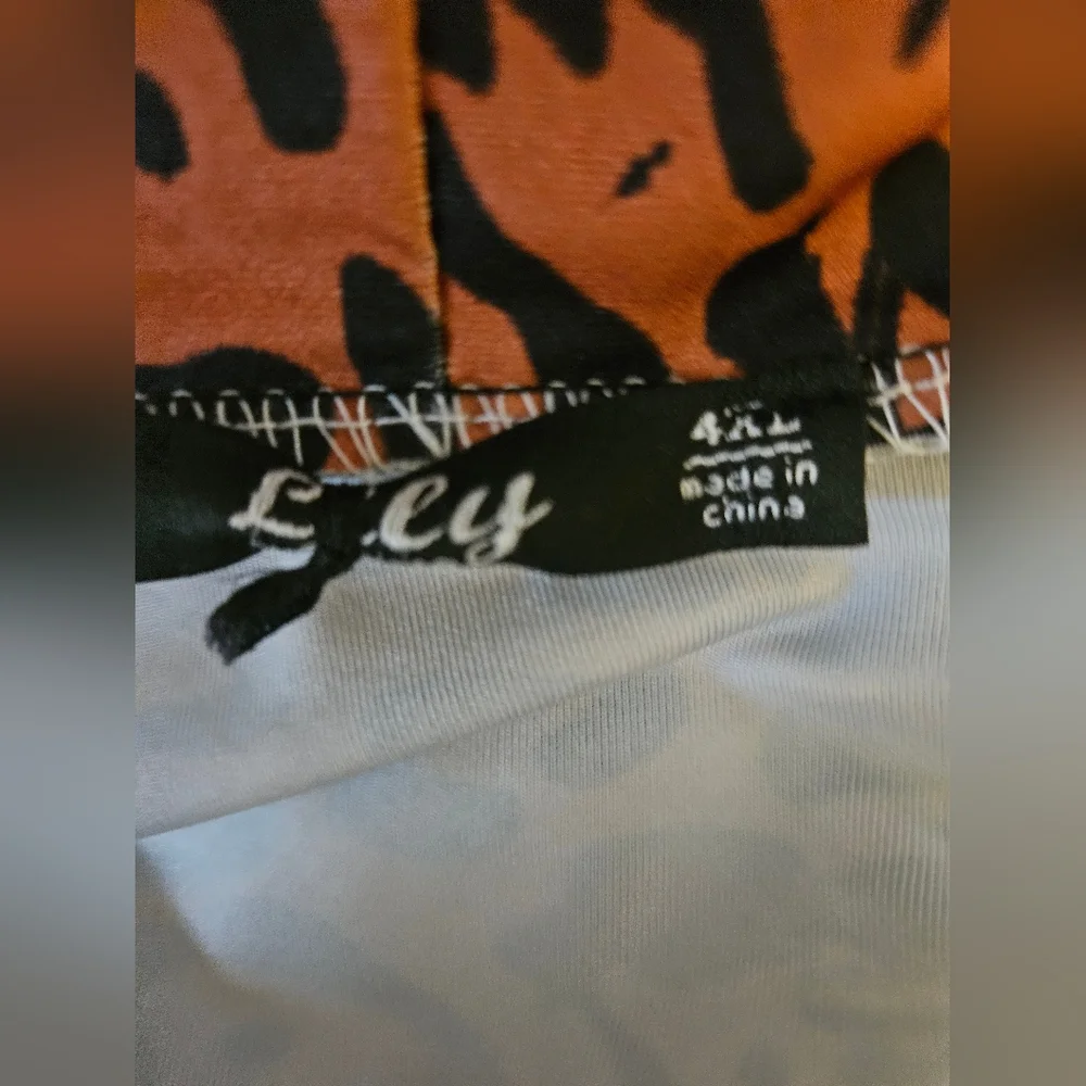 Lilly Pulitzer Black and Orange Leopard Print Coat - Picture 2 of 5